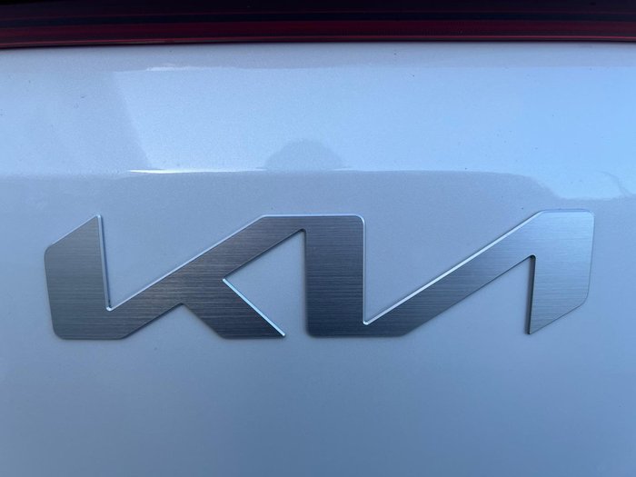 2025 Kia Carnival S