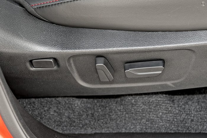 2025 Isuzu D-MAX X-TERRAIN