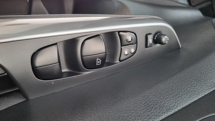 2021 Nissan Navara ST-X