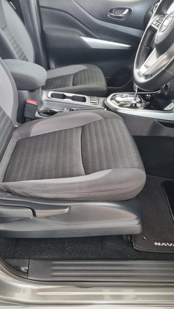 2021 Nissan Navara ST-X