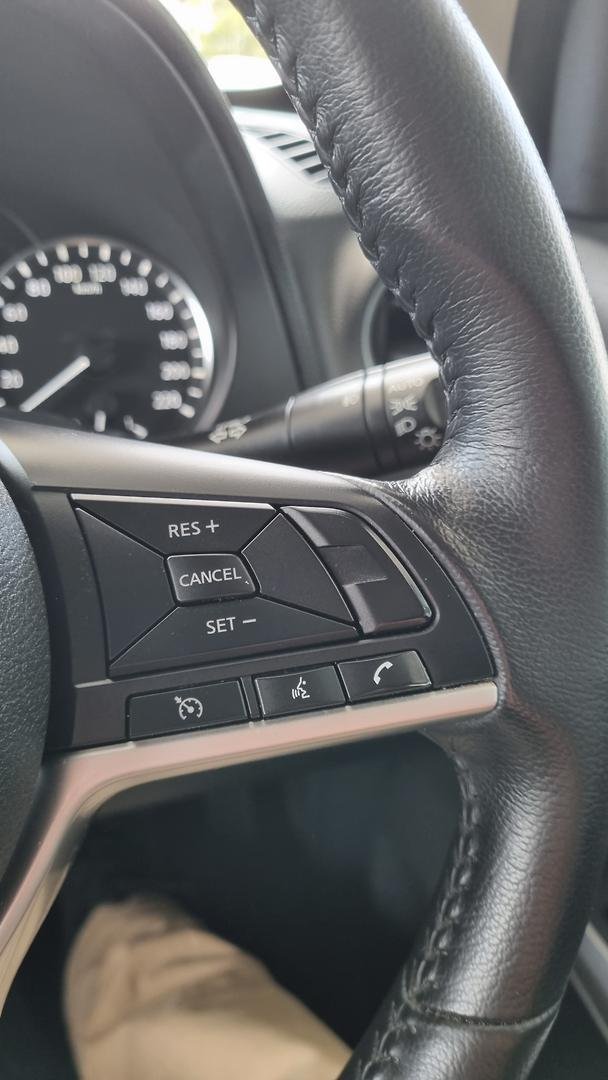 2021 Nissan Navara ST-X