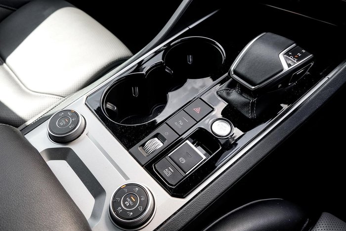 2022 Volkswagen Touareg 210TDI R-Line