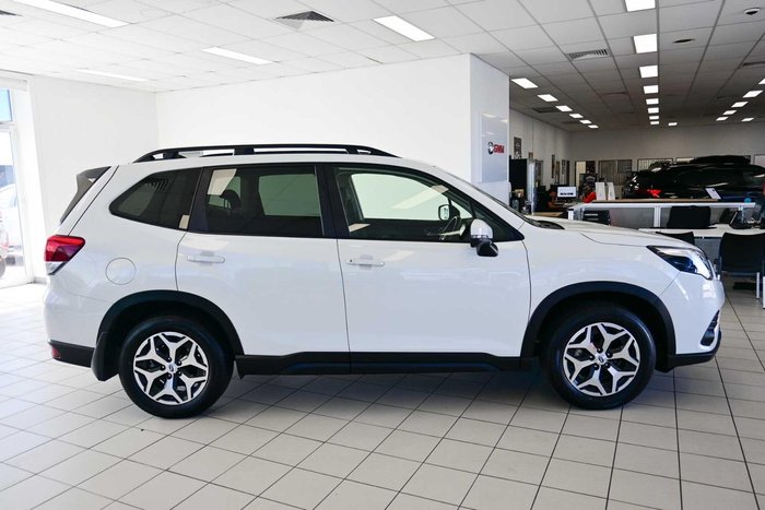 2024 Subaru Forester 2.5i
