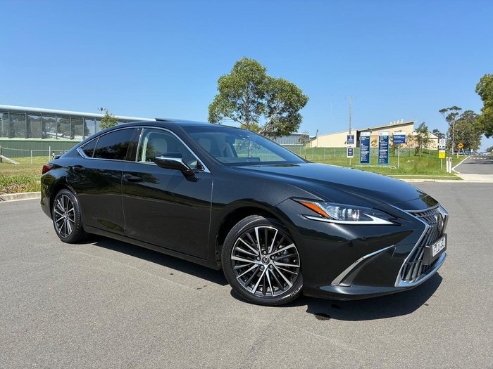 2023 Lexus ES 300h Luxury