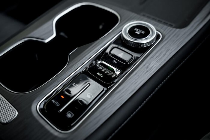 2025 Chery Tiggo 8 Super Hybrid Ultimate