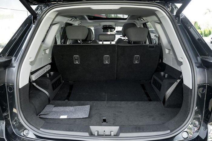 2025 Chery Tiggo 8 Super Hybrid Ultimate