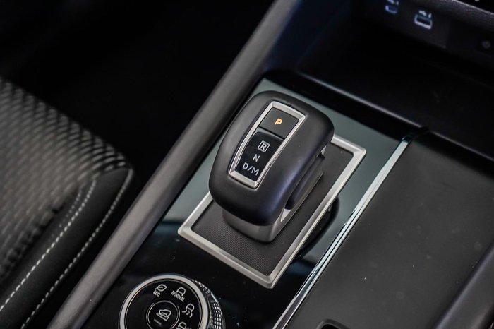 2025 Mitsubishi Outlander LS