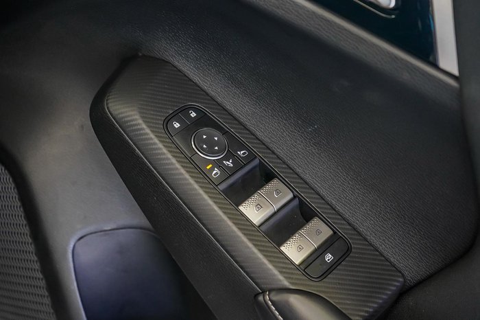 2025 Mitsubishi Outlander LS