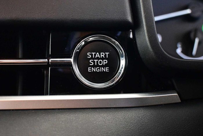 2025 Mitsubishi Outlander LS