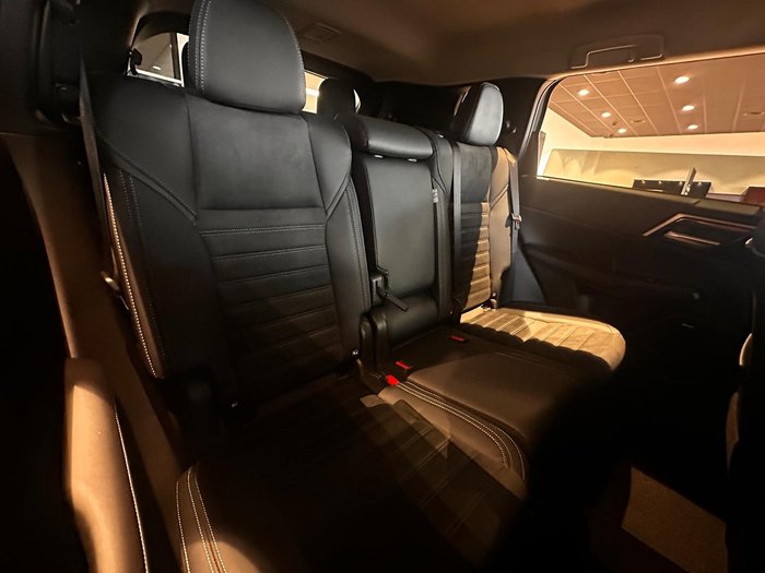 2025 Mitsubishi Outlander Aspire