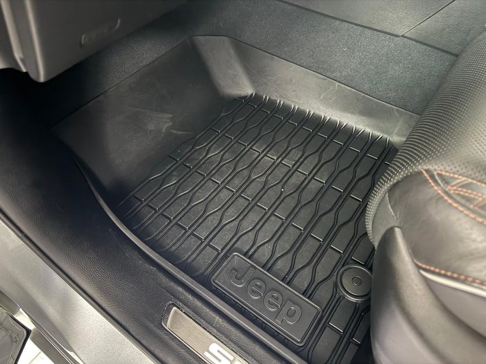 2023 Jeep Grand Cherokee Summit Reserve 4xe