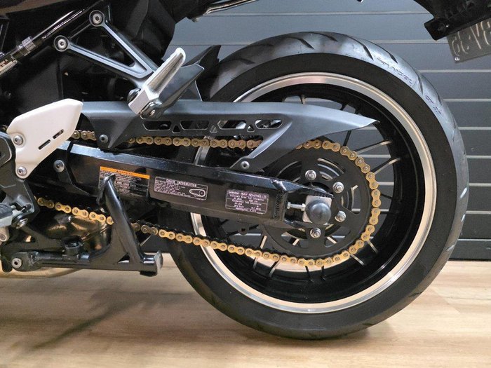 2018 Kawasaki Z900RS (ZR900C) BATTLE GRAY