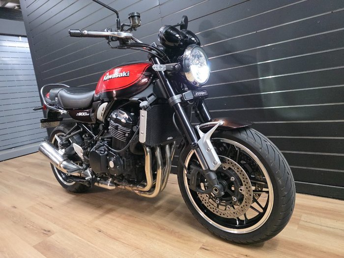 2018 Kawasaki Z900RS (ZR900C) BATTLE GRAY