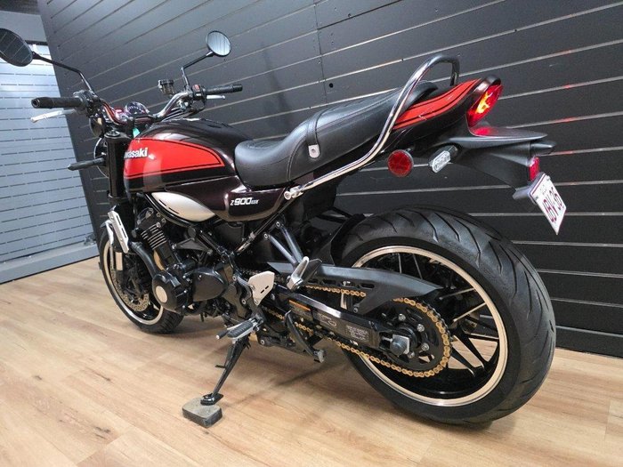 2018 Kawasaki Z900RS (ZR900C) BATTLE GRAY