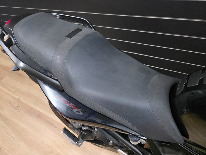 2004 Yamaha FZ6N Black