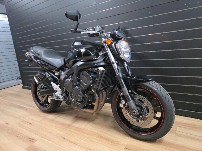 2004 Yamaha FZ6N Black