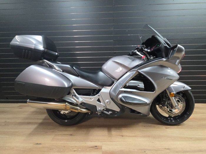 2003 Honda ST1300 Silver