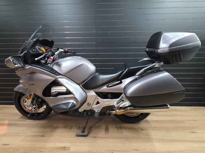 2003 Honda ST1300 Silver