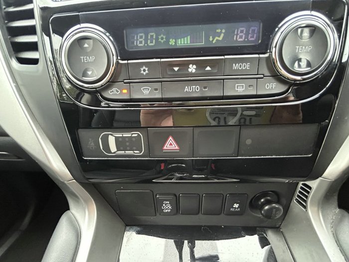 2018 MITSUBISHI PAJERO SPORT GLS