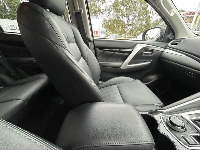 2018 MITSUBISHI PAJERO SPORT GLS