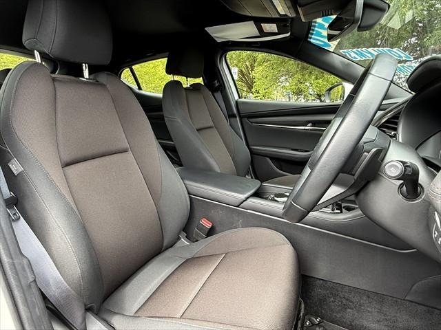 2022 Mazda 3 G20 Evolve