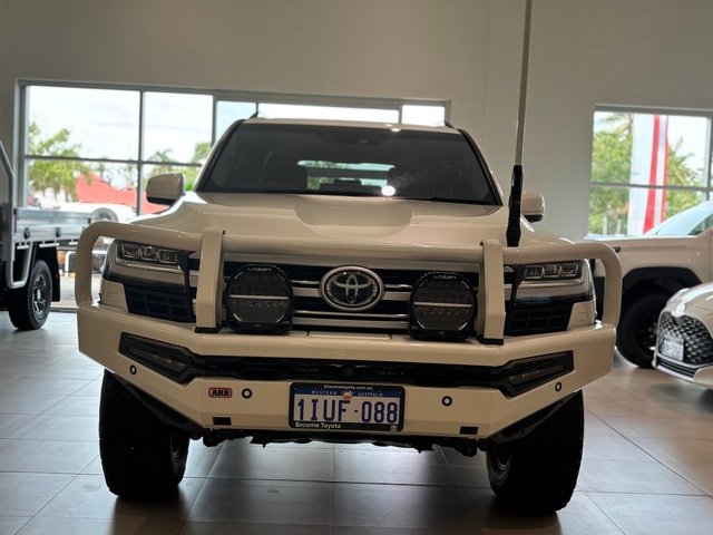 2024 Toyota LANDCRUISER LC300 3.3L V6 DSL VX 7 Seats