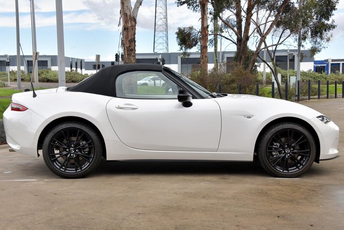 2025 Mazda MX-5 G20