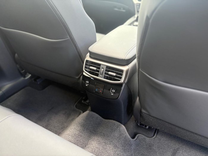 2025 Lexus RX 450h+ Luxury