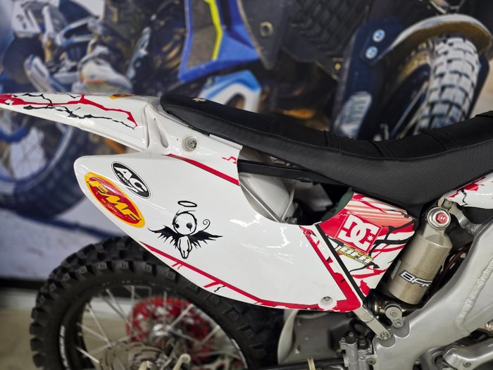2007 Honda CR250R WHITE