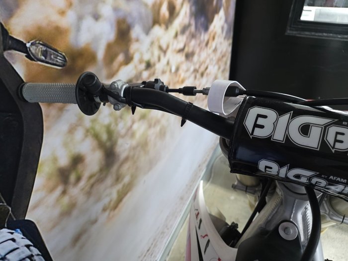 2007 Honda CR250R WHITE