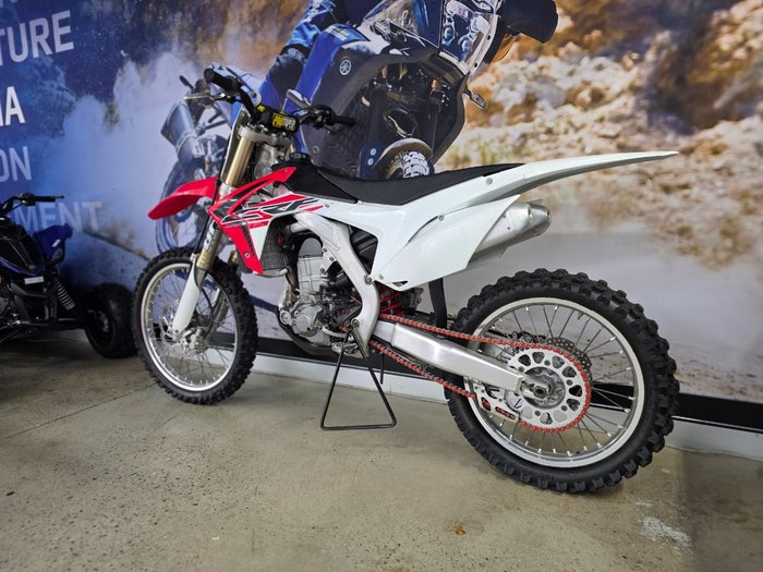 2016 Honda CRF450R WHITE