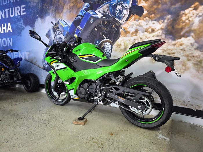2025 Kawasaki NINJA 500 SE (LAMS) GREEN