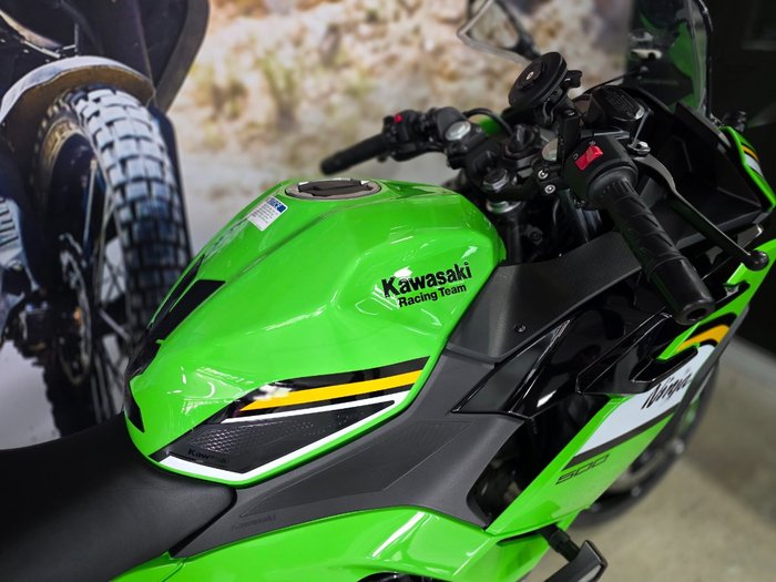 2025 Kawasaki NINJA 500 SE (LAMS) GREEN