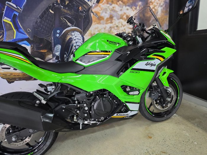 2025 Kawasaki NINJA 500 SE (LAMS) GREEN