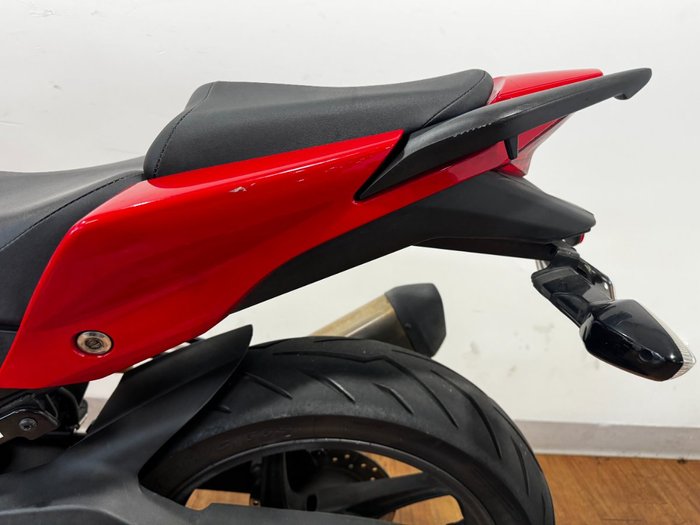 2014 Honda CBR300R (ABS) RED