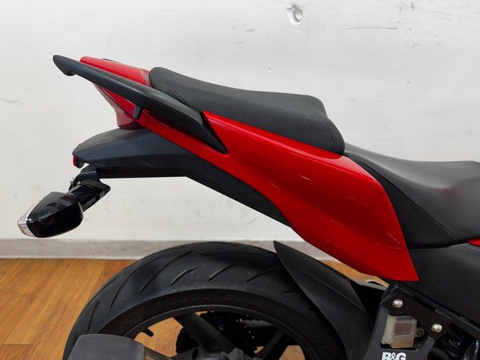 2014 Honda CBR300R (ABS) RED