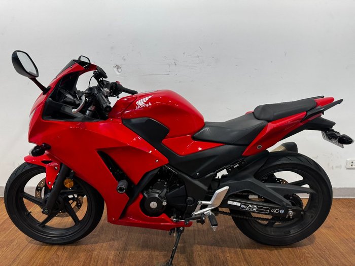 2014 Honda CBR300R (ABS) RED