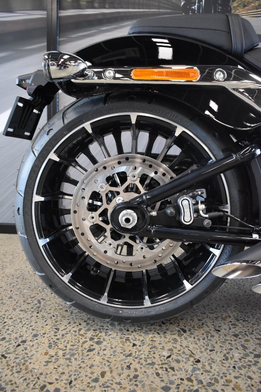 2025 HARLEY-DAVIDSON FXBR BREAKOUT (117)