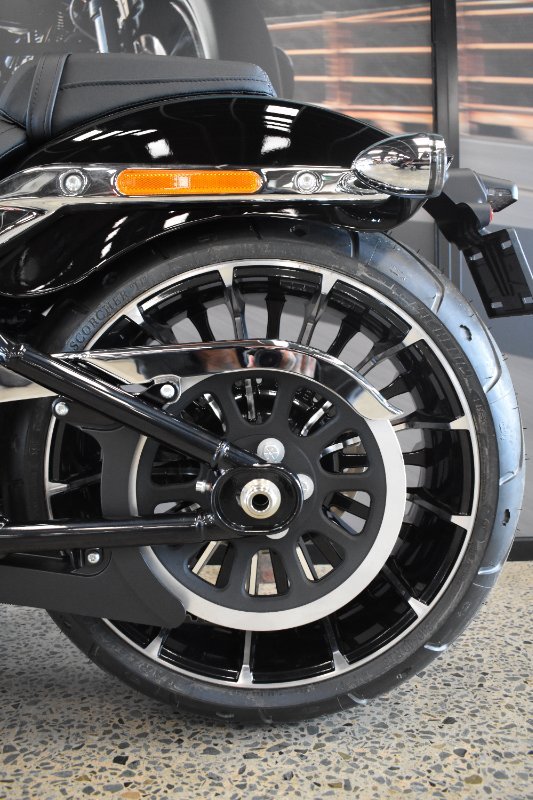 2025 HARLEY-DAVIDSON FXBR BREAKOUT (117)