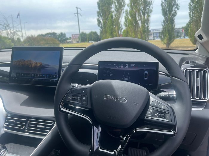 2025 BYD SEALION 5 Essential