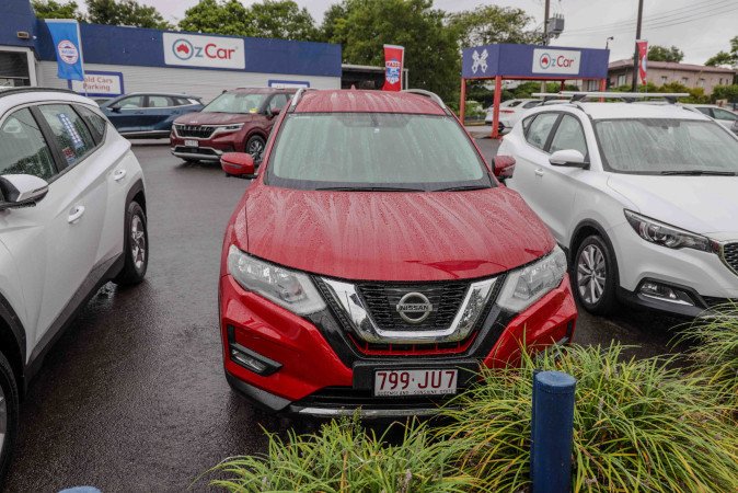 2019 NISSAN X-TRAIL