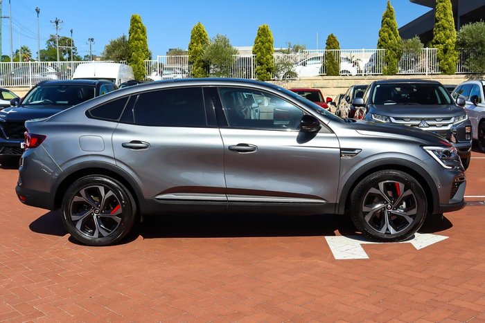 2022 Renault Arkana R.S. Line