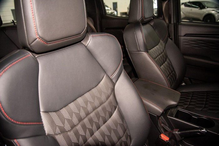 2025 Isuzu D-MAX X-TERRAIN