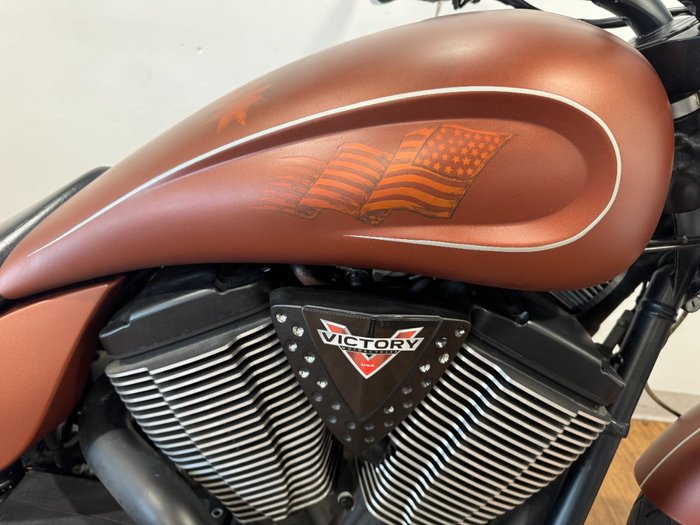 2011 Victory HAMMER BROWN
