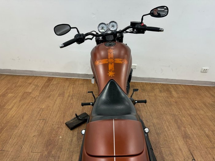 2011 Victory HAMMER BROWN