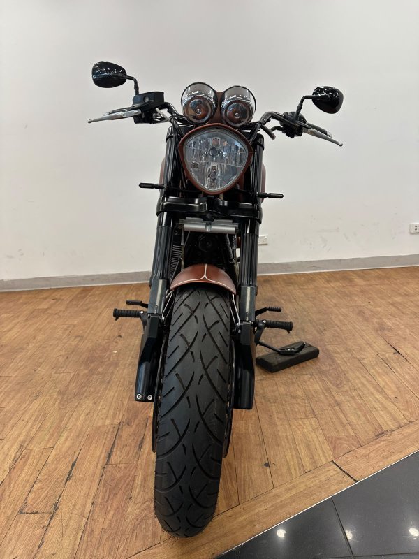2011 Victory HAMMER BROWN