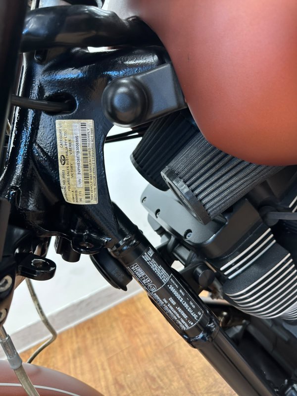 2011 Victory HAMMER BROWN