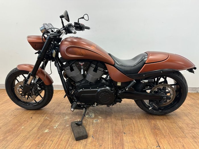 2011 Victory HAMMER
