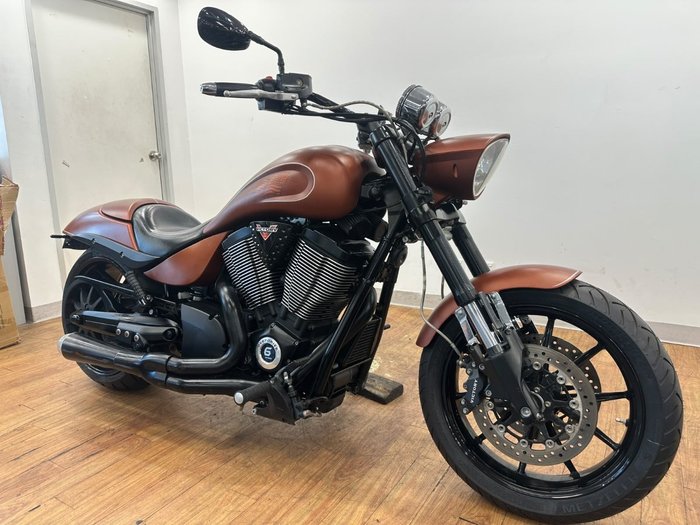 2011 Victory HAMMER BROWN