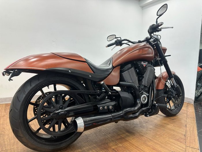 2011 Victory HAMMER BROWN